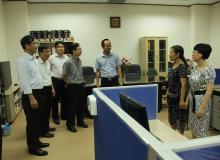 Lãnh đạo Trường tới thăm các cựu sinh viên và trao đổi hợp tác với công ty An Thi Việt Nam